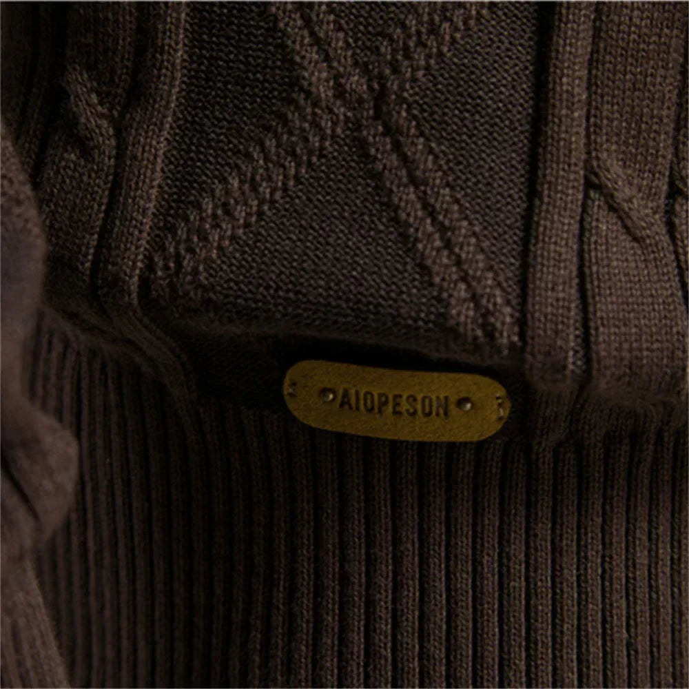 Lucien | Classic Warm Elegance Sweater